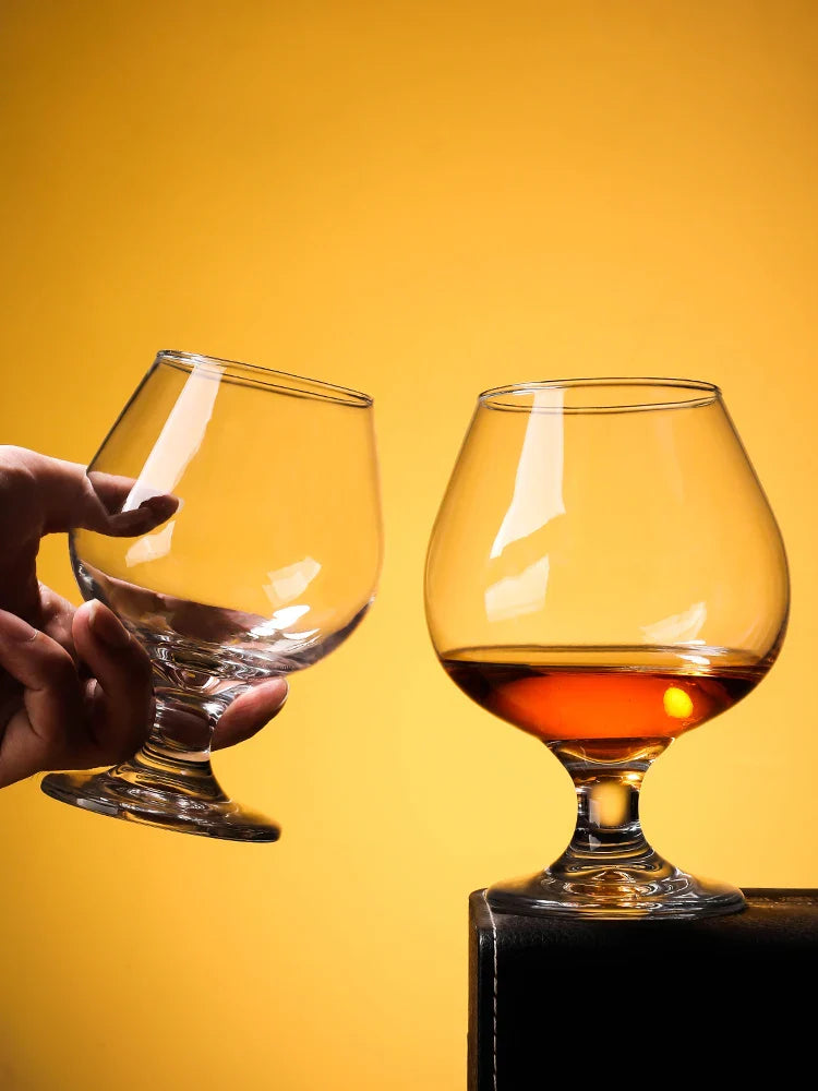 Copo de vinho de pés curtos de brandy pequeno, copo de vinho tinto, copo de cerveja, uso doméstico