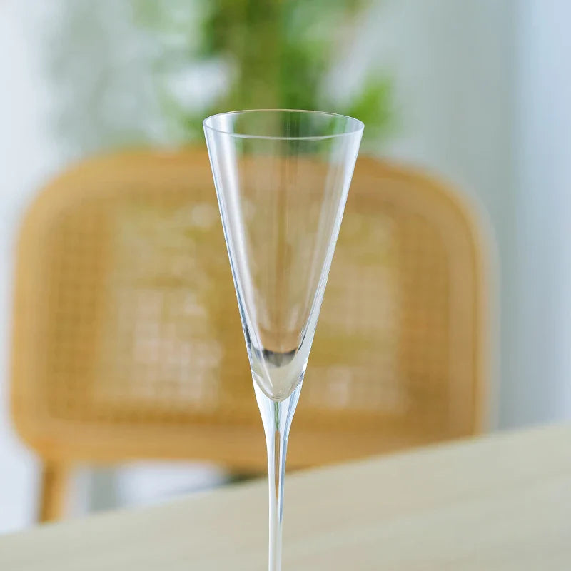 CRISON CP8203 Vidro Martini em forma de V Vidro de cristal Estilo japonês Copo de coquetel Copo de champanhe para utensílios de bar domésticos