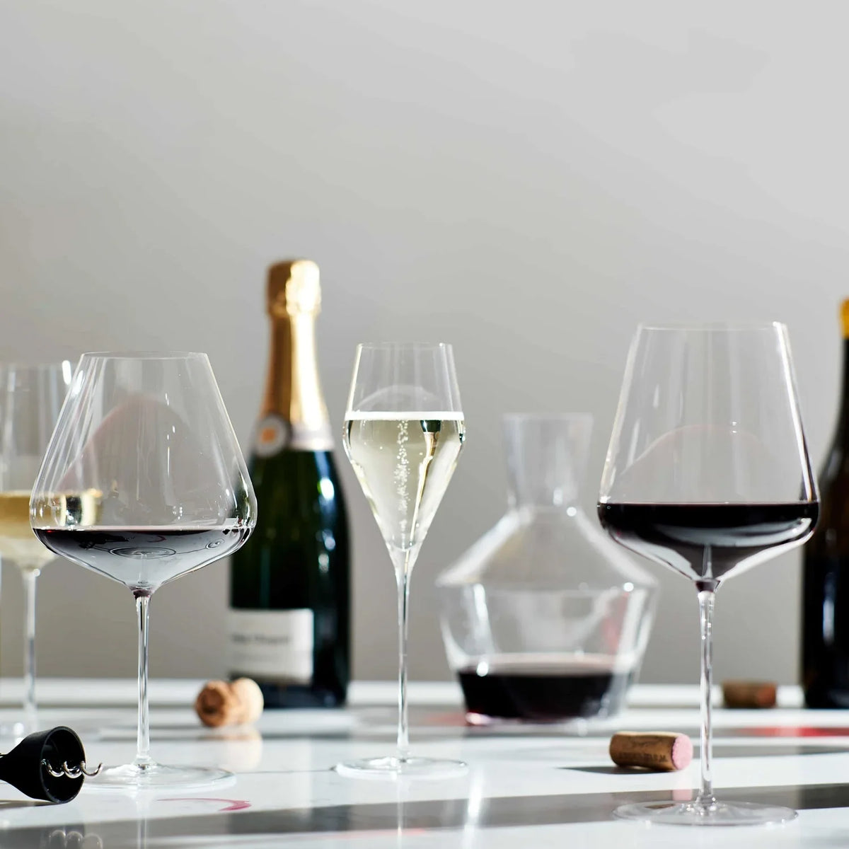 Copo de vinho feito à mão de cristal de banquete de luxo estilo europeu, artesanato domenado extremamente fino, taça clássica perfeita e impecável