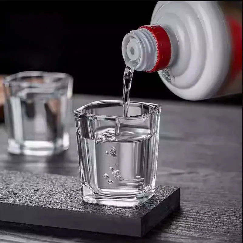 6 pçs de vidro branco copos de vinho pequenos copos de vinho para uso doméstico pequeno conjunto de espíritos criativos bala copos para restaurantes